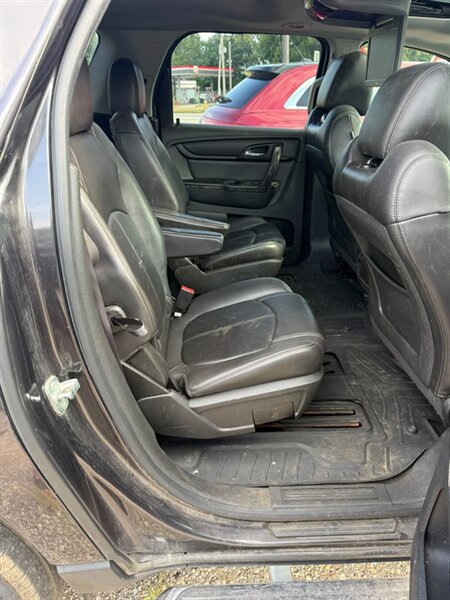 2015 GMC Acadia SLT-1 - Photo 14 - Elkhart, IN 46514