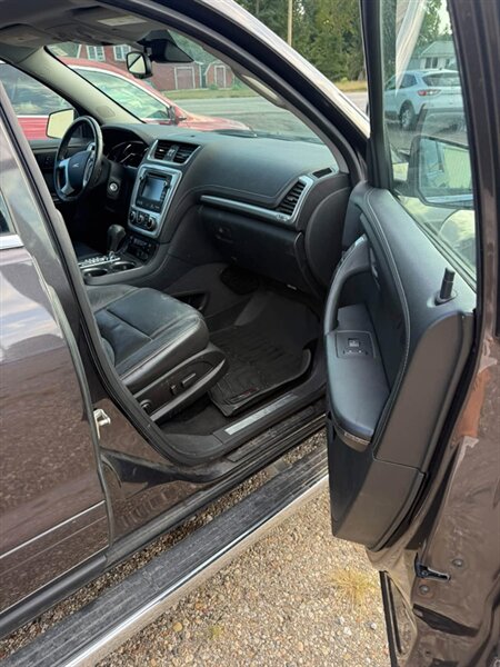 2015 GMC Acadia SLT-1 - Photo 12 - Elkhart, IN 46514