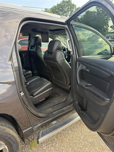 2015 GMC Acadia SLT-1 - Photo 15 - Elkhart, IN 46514