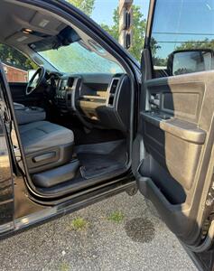 2014 RAM 1500 Express   - Photo 12 - Elkhart, IN 46514