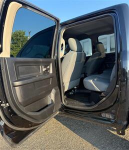 2014 RAM 1500 Express   - Photo 10 - Elkhart, IN 46514