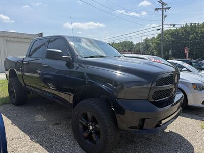 2014 RAM 1500 Express   - Photo 1 - Elkhart, IN 46514