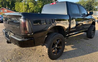 2014 RAM 1500 Express   - Photo 6 - Elkhart, IN 46514