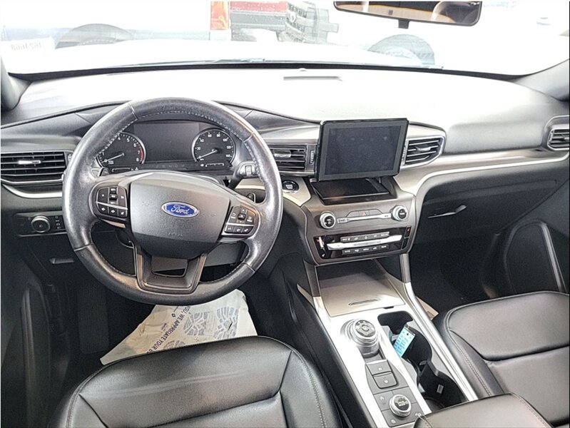 2020 Ford Explorer XLT - Photo 6 - Elkhart, IN 46514