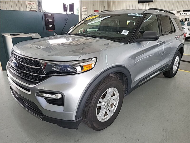 2020 Ford Explorer XLT - Photo 4 - Elkhart, IN 46514