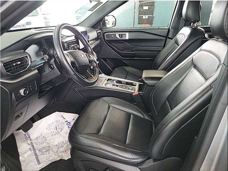 2020 Ford Explorer XLT - Photo 7 - Elkhart, IN 46514