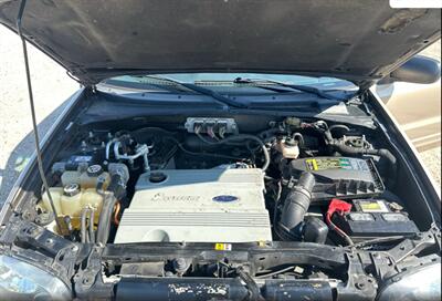 2007 Ford Escape Hybrid - Photo 6 - Elkhart, IN 46514