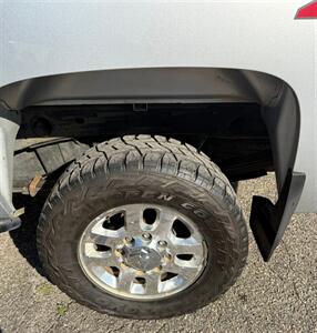 2013 Chevrolet Silverado 2500 LT HD - Photo 30 - Elkhart, IN 46514