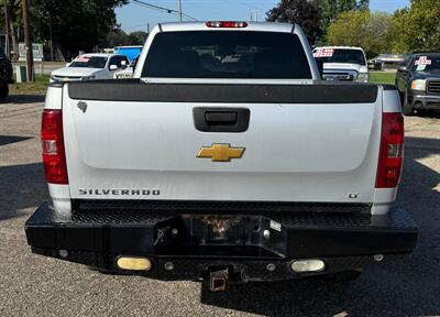 2013 Chevrolet Silverado 2500 LT HD - Photo 12 - Elkhart, IN 46514