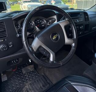 2013 Chevrolet Silverado 2500 LT HD - Photo 15 - Elkhart, IN 46514