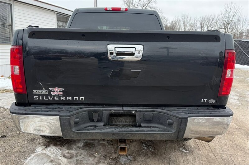 2009 Chevrolet Silverado 1500 LT - Photo 6 - Elkhart, IN 46514