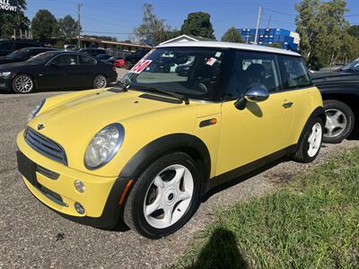 2005 MINI Cooper   - Photo 2 - Elkhart, IN 46514