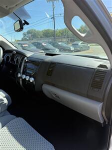 2012 Toyota Tundra Grade   - Photo 8 - Elkhart, IN 46514