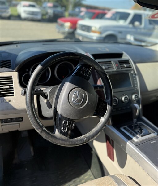 2009 Mazda CX-9 Sport - Photo 7 - Elkhart, IN 46514