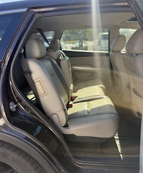 2009 Mazda CX-9 Sport - Photo 14 - Elkhart, IN 46514