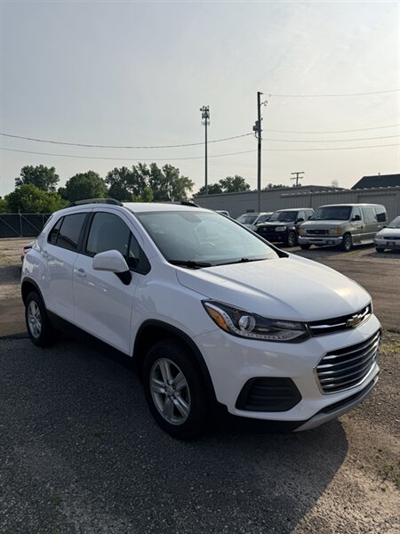 2021 Chevrolet Trax LT - Photo 7 - Elkhart, IN 46514