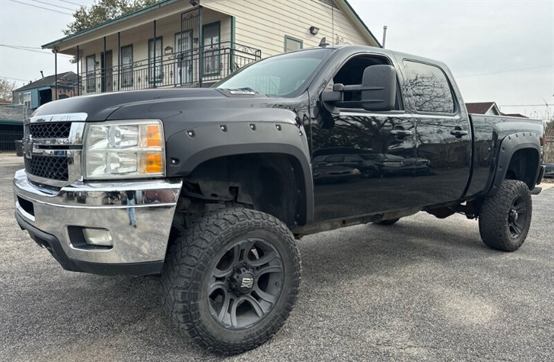2011 Chevrolet Silverado 2500 LTZ - Photo 3 - Elkhart, IN 46514