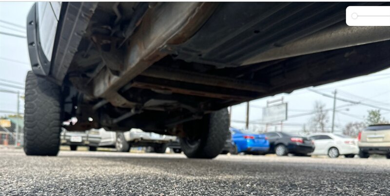 2011 Chevrolet Silverado 2500 LTZ - Photo 16 - Elkhart, IN 46514