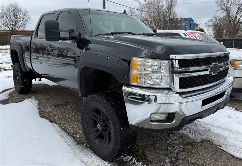 2011 Chevrolet Silverado 2500 LTZ - Photo 18 - Elkhart, IN 46514