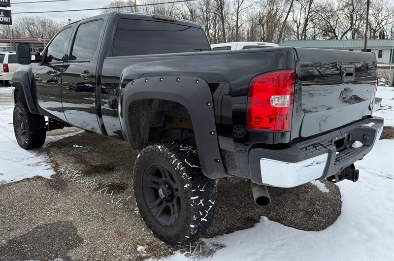 2011 Chevrolet Silverado 2500 LTZ - Photo 20 - Elkhart, IN 46514