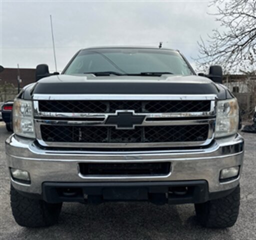 2011 Chevrolet Silverado 2500 LTZ - Photo 2 - Elkhart, IN 46514