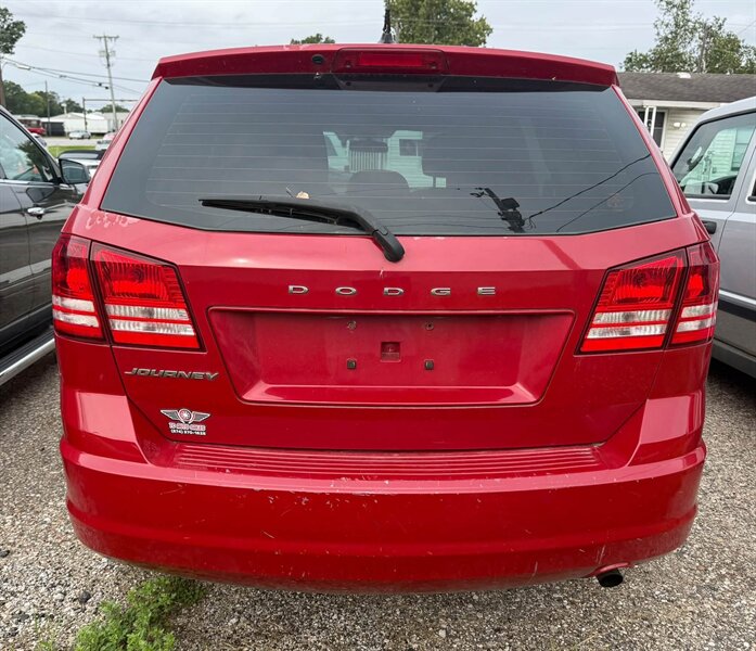 2015 Dodge Journey SE - Photo 6 - Elkhart, IN 46514