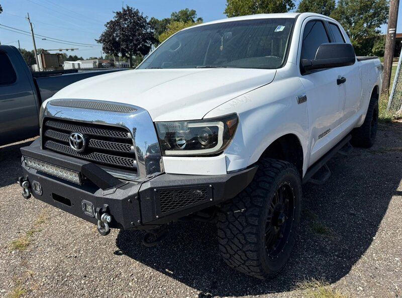 2007 Toyota Tundra SR5 SR5 4dr Double Cab - Photo 1 - Elkhart, IN 46514