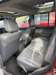 2007 Jeep Commander Sport Sport 4dr SUV - Photo 9 - Elkhart, IN 46514