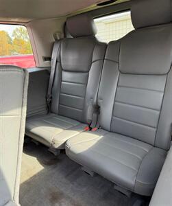 2007 Jeep Commander Sport Sport 4dr SUV - Photo 10 - Elkhart, IN 46514