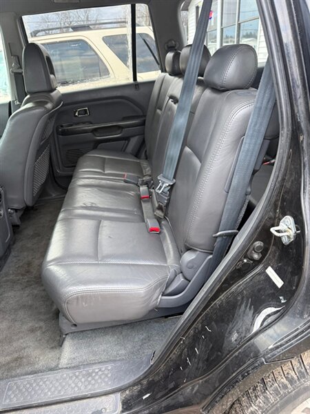 2003 Honda Pilot EX-L 4dr EX-L - Photo 15 - Elkhart, IN 46514