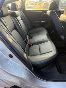 2018 Honda Clarity Plug-In Hybrid Touring   - Photo 12 - Elkhart, IN 46514