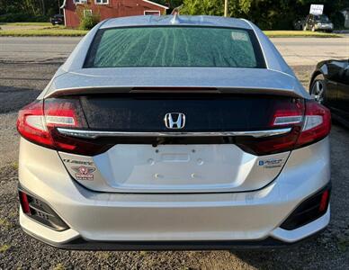 2018 Honda Clarity Plug-In Hybrid Touring   - Photo 6 - Elkhart, IN 46514