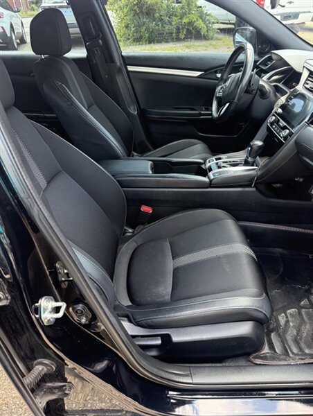 2020 Honda Civic Sport - Photo 14 - Elkhart, IN 46514