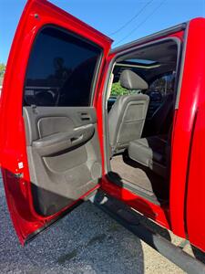 2013 Chevrolet Silverado 2500 LTZ   - Photo 11 - Elkhart, IN 46514