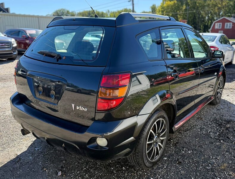 2007 Pontiac Vibe - Photo 5 - Elkhart, IN 46514