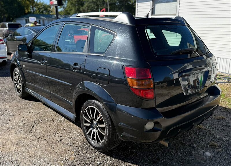 2007 Pontiac Vibe - Photo 6 - Elkhart, IN 46514