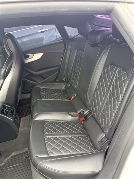 2018 Audi S5 Sportback 3.0T quattro Prestige - Photo 11 - Elkhart, IN 46514