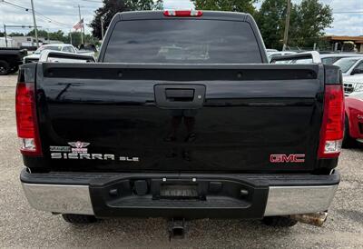 2011 GMC Sierra 1500 SLE   - Photo 9 - Elkhart, IN 46514