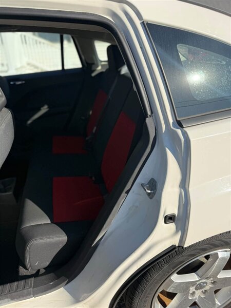 2009 Dodge Caliber R/T - Photo 12 - Elkhart, IN 46514