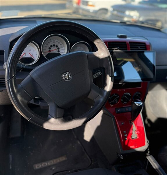 2009 Dodge Caliber R/T - Photo 8 - Elkhart, IN 46514