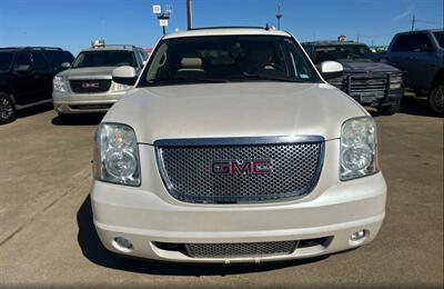 2011 GMC Yukon XL Denali   - Photo 4 - Elkhart, IN 46514