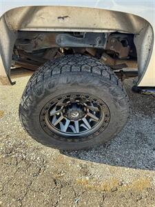 2011 Chevrolet Silverado 3500 LTZ   - Photo 33 - Elkhart, IN 46514