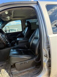 2011 Chevrolet Silverado 3500 LTZ   - Photo 24 - Elkhart, IN 46514