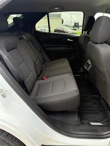 2018 Chevrolet Equinox LT   - Photo 15 - Elkhart, IN 46514