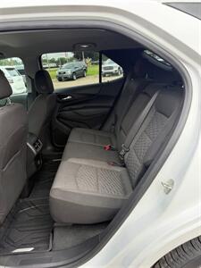 2018 Chevrolet Equinox LT   - Photo 11 - Elkhart, IN 46514
