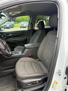 2018 Chevrolet Equinox LT   - Photo 9 - Elkhart, IN 46514