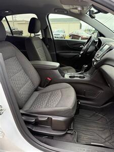2018 Chevrolet Equinox LT   - Photo 13 - Elkhart, IN 46514