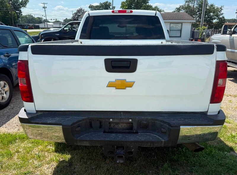 2013 Chevrolet Silverado 2500 LT - Photo 6 - Elkhart, IN 46514