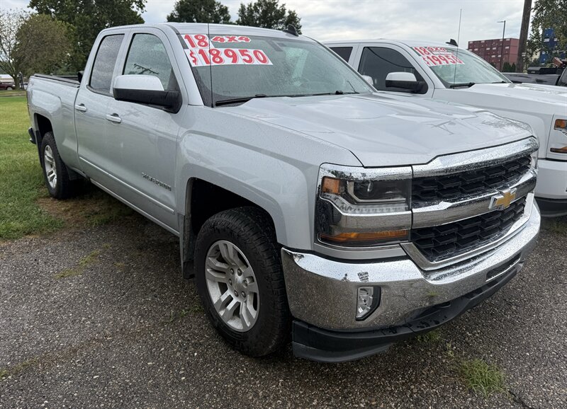 2018 Chevrolet Silverado 1500 LT - Photo 6 - Elkhart, IN 46514