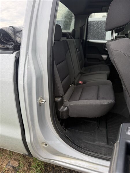 2018 Chevrolet Silverado 1500 LT - Photo 17 - Elkhart, IN 46514